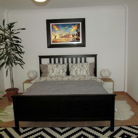 My Little Studio Bukares Bagian luar foto